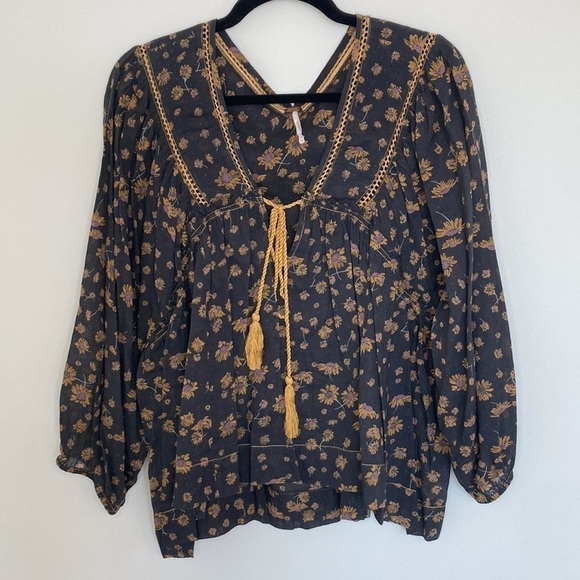 Free People Never A Dull Moment Floral Blouse - Picture 2 of 7